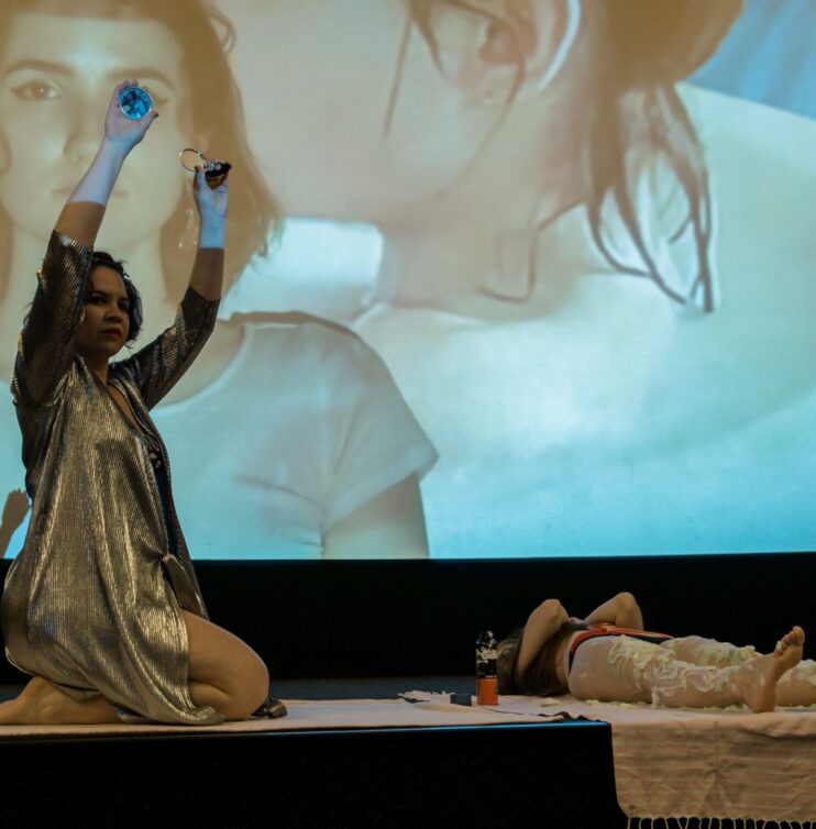 Performance Jany Francové a Jany Orlové v kině Scala 18. dubn
